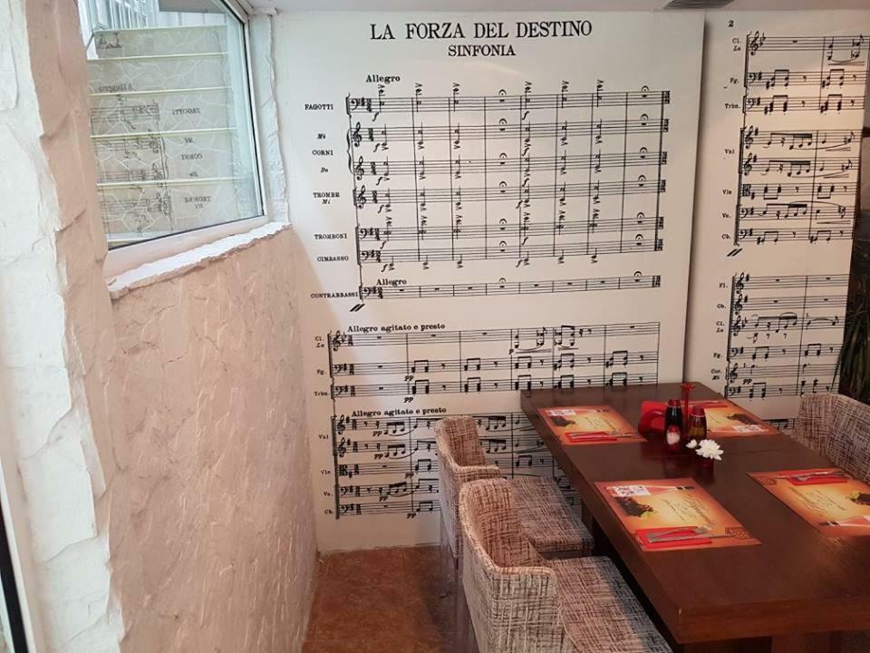 Guest Rooms Opera Plovdiv Luaran gambar